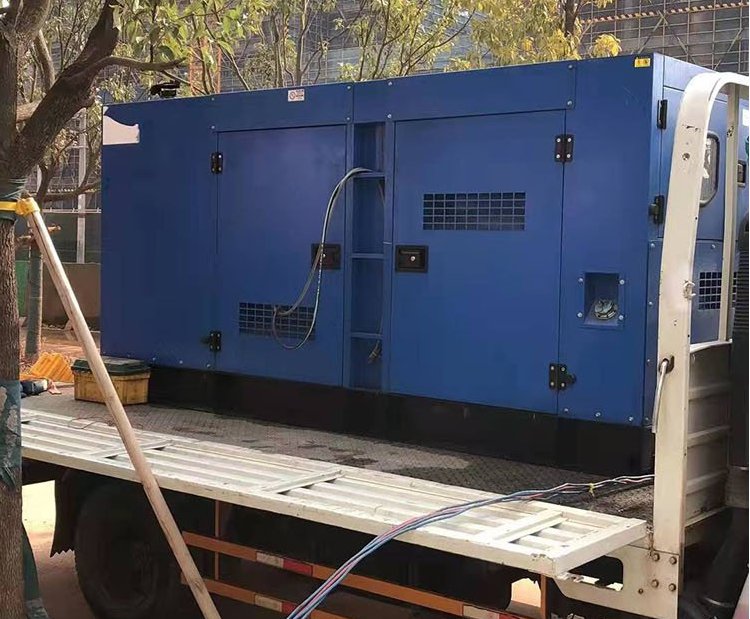 赫山柴油发电机组空气滤清器多久更换一次？