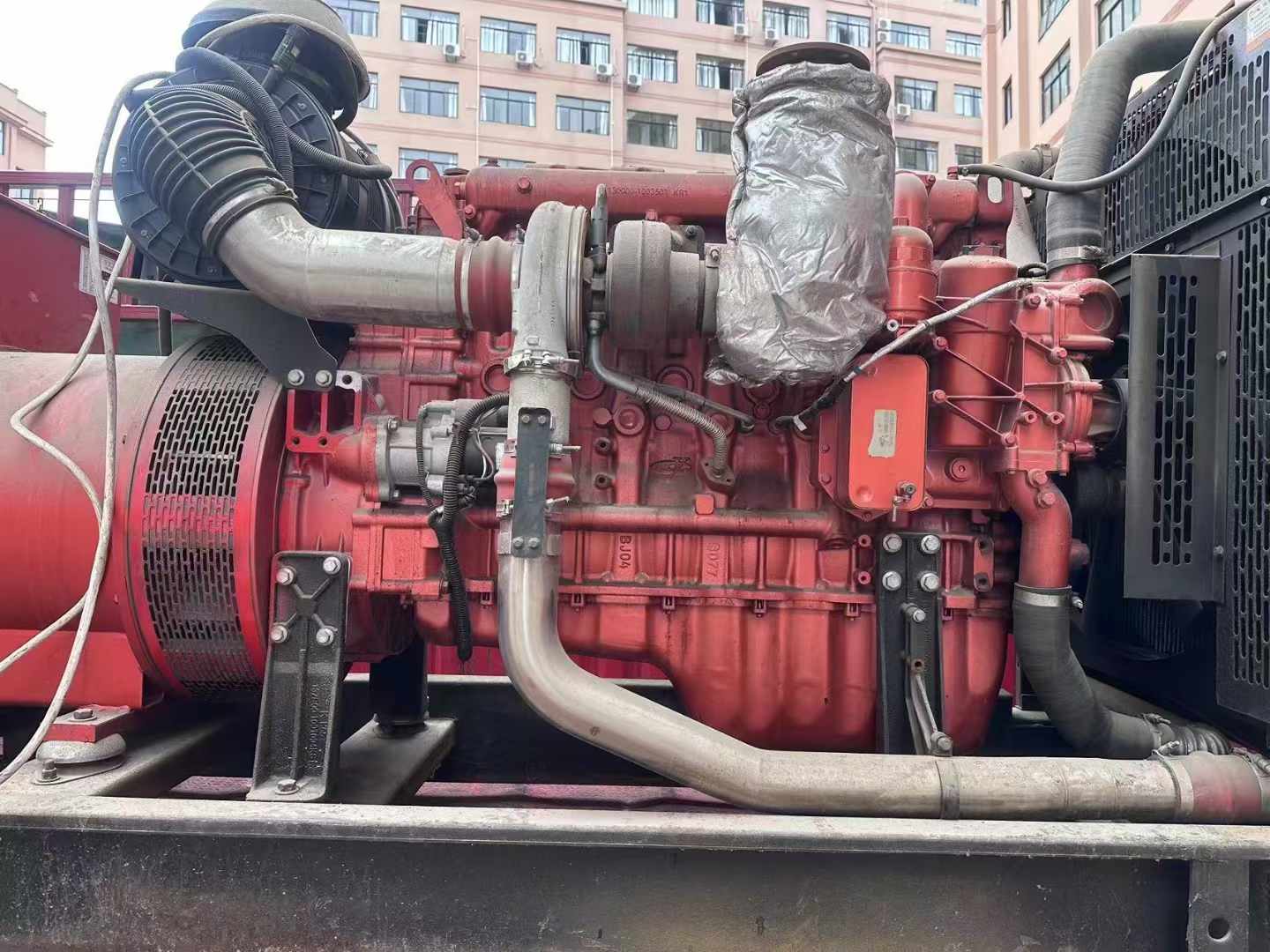 赫山如何选择适合 600kW 柴油发电机组的过载保护器？